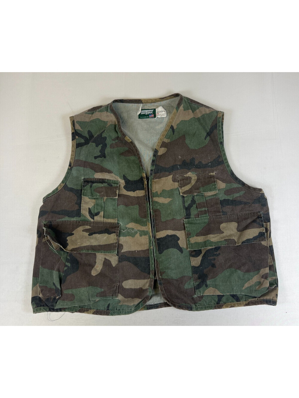 SafTbak Vintage Men XL Woodland Camouflage Utility Hunting Vest Made in USA